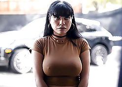 Latina teen demoiselle close to chunky chest serenity got hired